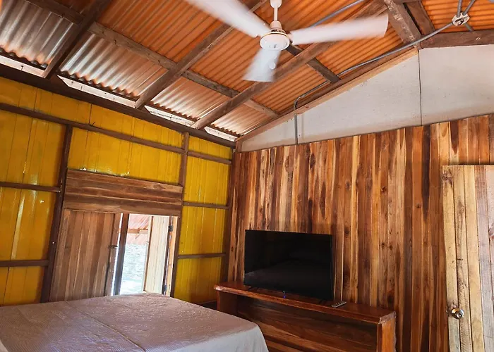 Parque Indigo Nature Lodge, Rincón De La Vieja Casa rural
